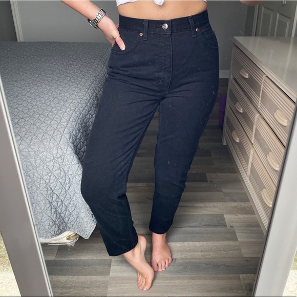St. John's Bay Denim - SOLD / VINTAGE • black high waisted jeans